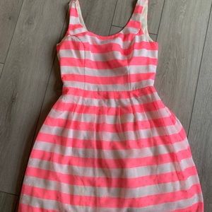 Cupcake 🧁 PINK Lilly Pulitzer dress size 2 🍧
